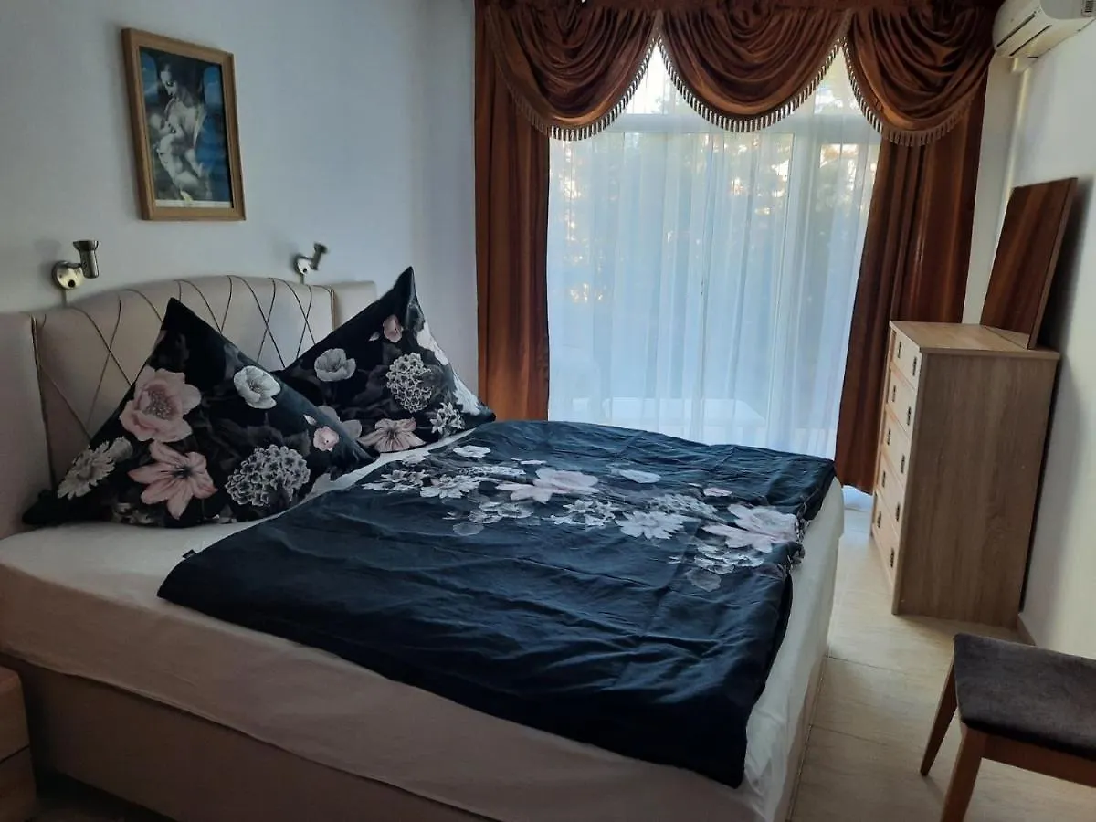 Apart Otel Apartment In Sunny Beach, Complex Sun Village, 80 Qm, 2 Bedrooms & Living Room Near To The Beach, Swimming Pool, Garden Bulgaristan